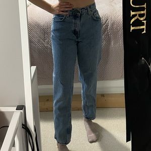 Levi jeans with a great wash!!